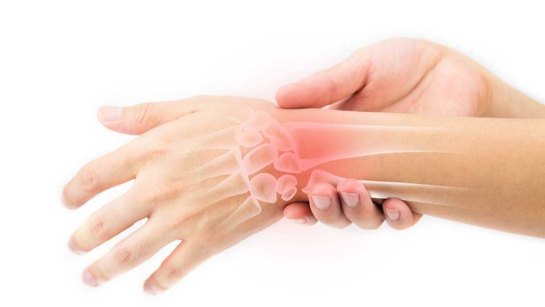 Arthrose doigt - Arthrose poignet : Douleur articulation doigt & Arthrose  main